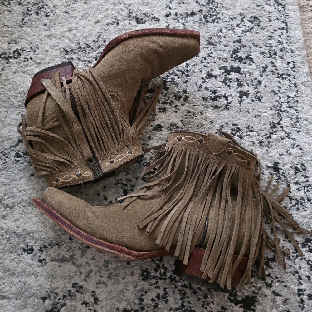 Western Leather Suede Fringe Cowboy Boots Womens 7 Booties Tan Rodeo J.B. Dillon